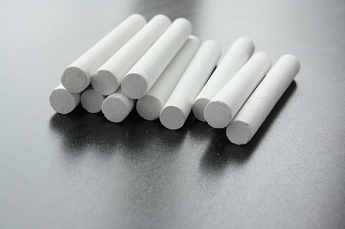 Phấn Mic trắng 10viên/hộp – ảnh mô tả 2